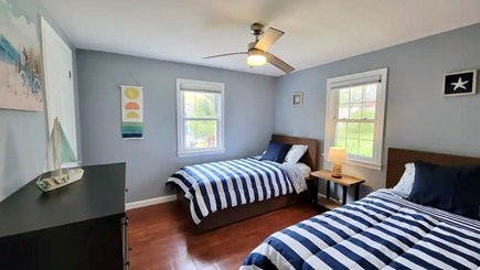 Yarmouth Cape Cod vacation rental - Two Twin Beds