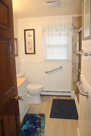 Eastham, Sunken Meadow - 3994 Cape Cod vacation rental - First Floor Bathroom