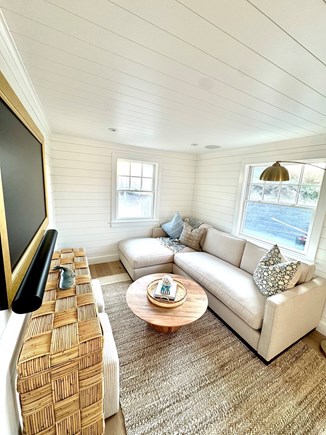 Dennis, Mayflower/Bayview Beach Cape Cod vacation rental - TV room