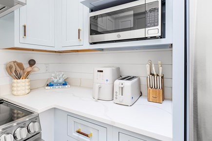 Dennis, Mayflower/Bayview Beach Cape Cod vacation rental - Kitchen
