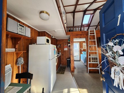 Dennis Port Cozy Cottage Condo Cape Cod vacation rental - Entry