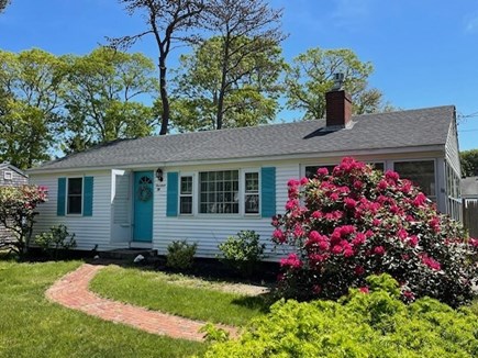 Yarmouth Cape Cod vacation rental - Front Yard