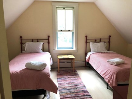 Dennis Cape Cod vacation rental - Twin room upstairs