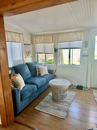 Dennis Port Cape Cod vacation rental - Queen pullout couch