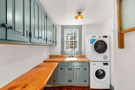 Yarmouth Cape Cod vacation rental - Dream laundry room