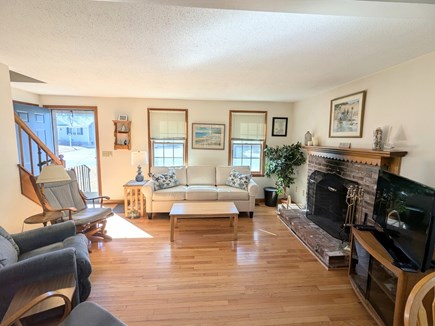 Dennis Cape Cod vacation rental - Lots of seating in the sunny living room