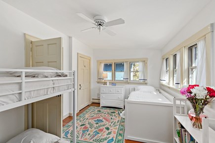 Orleans Cape Cod vacation rental - Twin bunks and a day bed