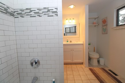 Wellfleet Cape Cod vacation rental - 1st floor bathroom