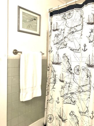 Chatham Cape Cod vacation rental - Bathroom #2 with tub/shower combo