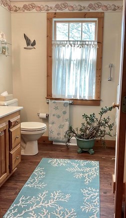 Chatham Cape Cod vacation rental - Master Bath