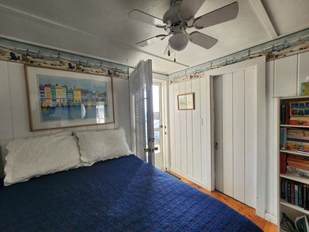 Dennis Port Cozy Cottage Condo Cape Cod vacation rental - Bedroom