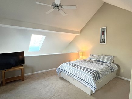 Brewster, BNEHJ Cape Cod vacation rental - Loft Bedroom