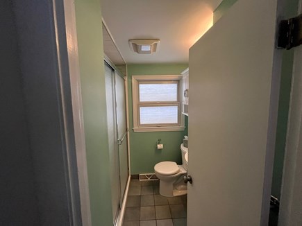 Harwich Cape Cod vacation rental - 1st fl bath