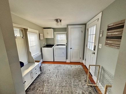 Chatham Cape Cod vacation rental - The entryway and full laundry with washer/dryer is convenient.