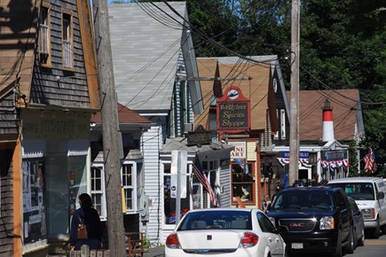 Chequessett Village, Wellfleet Cape Cod vacation rental - Downtown Wellfleet