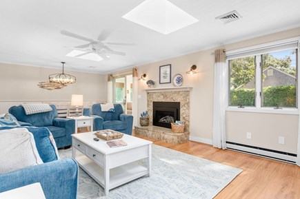 Yarmouth Port Cape Cod vacation rental - Living space