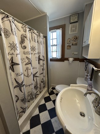Centerville, Quail Hill Cape Cod vacation rental - Downstairs Full Bathroom