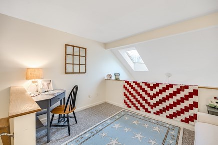 Yarmouth Cape Cod vacation rental - Landing