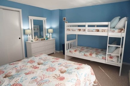 Hyannis, Yachtsman Cape Cod vacation rental - 2nd floor bedroom