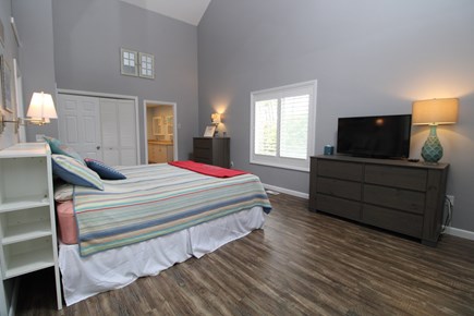 Chatham Cape Cod vacation rental - Primary showing TV and En Suite