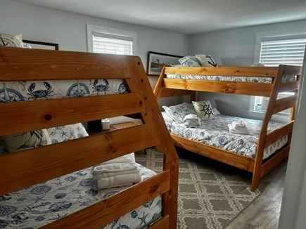 Hyannis Cape Cod vacation rental - Pyramid beds, third bedroom