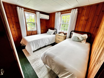 Dennis Cape Cod vacation rental - Twin bedroom