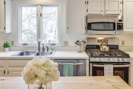Sandwich Downs, East Sandwich Cape Cod vacation rental - Kitchen