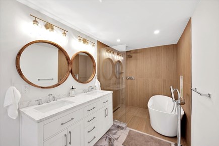 West Barnstable Cape Cod vacation rental - Primary Bathroom