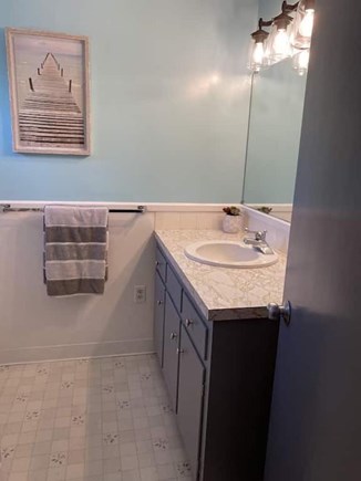 Falmouth Cape Cod vacation rental - Bathroom