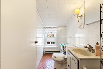 Dennis Cape Cod vacation rental - Upstairs half bathroom