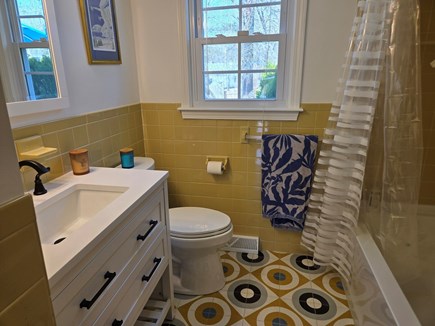 Centerville Cape Cod vacation rental - Full Bath