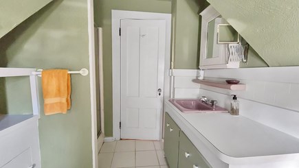Falmouth Cape Cod vacation rental - Second floor bath w/shower