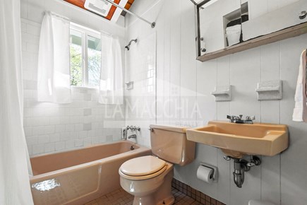 East Falmouth Cape Cod vacation rental - Bathroom