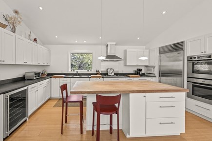 Truro Cape Cod vacation rental - Double Ovens in the Kitchen