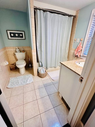 Manomet, Plymouth Manomet vacation rental - Master bathroom