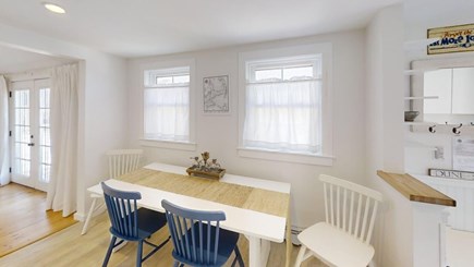 Dennisport Cape Cod vacation rental - Dining area