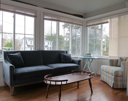 Pocasset, Tahanto Cape Cod vacation rental - Sunny front porch living area