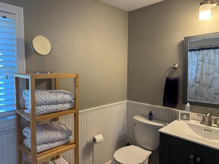Falmouth, Acapesket Cape Cod vacation rental - Primary Bathroom