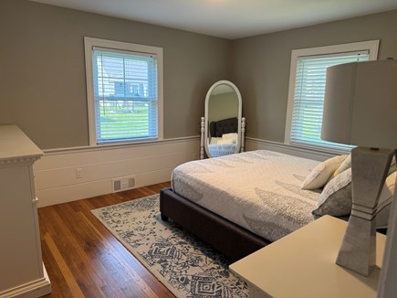 Falmouth, Acapesket Cape Cod vacation rental - Queen bedroom