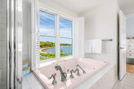 Falmouth, Teaticket Cape Cod vacation rental - primary