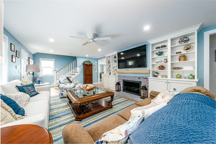 Popponesset, Mashpee Cape Cod vacation rental - Great room with 75" smart tv