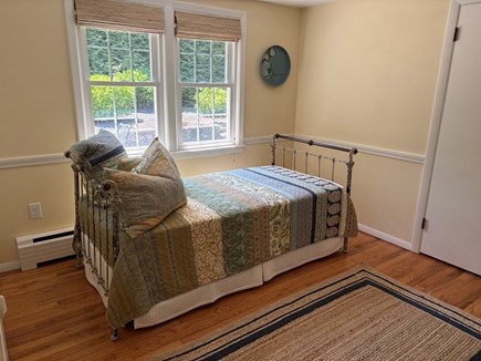 Centerville Cape Cod vacation rental - Bedroom# 3, trundlebed which could be 2 twins or a king