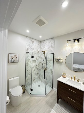 Dennis Cape Cod vacation rental - Primary bathroom 1-st floor