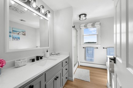 East Sandwich Cape Cod vacation rental - Bathroom 2- Full with shower and tub- 2nd floor