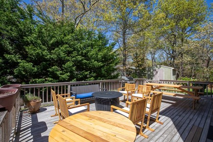 Brewster Cape Cod vacation rental - A cute picnic table for outdoor dining