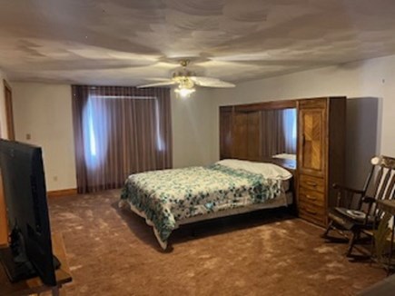 Yarmouth Cape Cod vacation rental - Large Queen bedroom