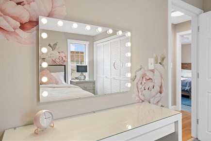 Hull MA vacation rental - The girls will fight over this room.  Multiple use as desk
