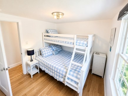 Popponesset Cape Cod vacation rental - Queen on bottom, twin up top