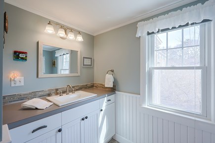 Dennisport Cape Cod vacation rental - Bath with tub