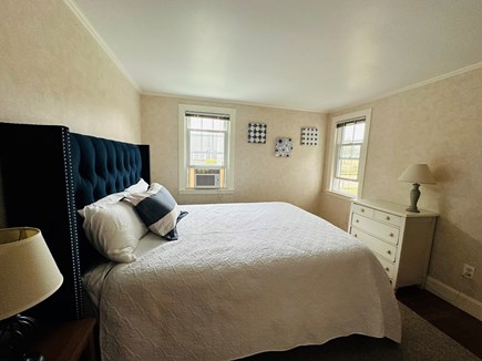 Dennisport Cape Cod vacation rental - One of 2 Queen rooms